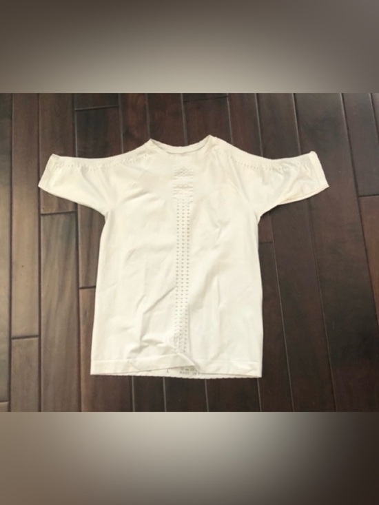 Tops - Varley White Top